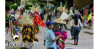 Fotos de SANTIAGO YUCUYACHI